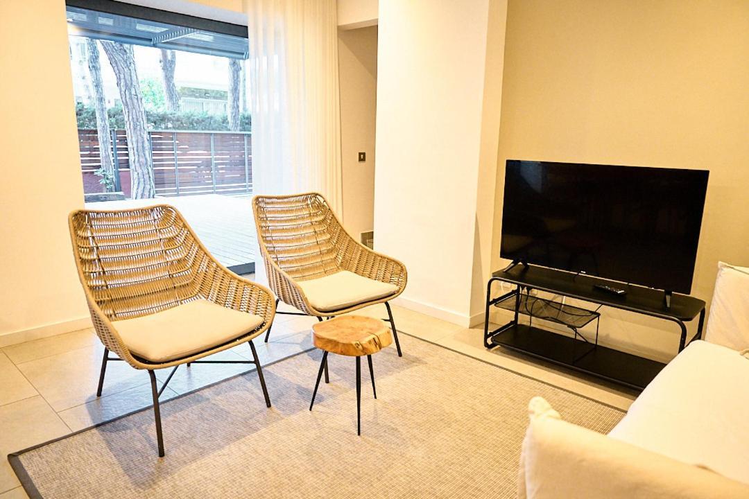 Nm Suites By Escampa Hotels プラヤ・デアロ エクステリア 写真